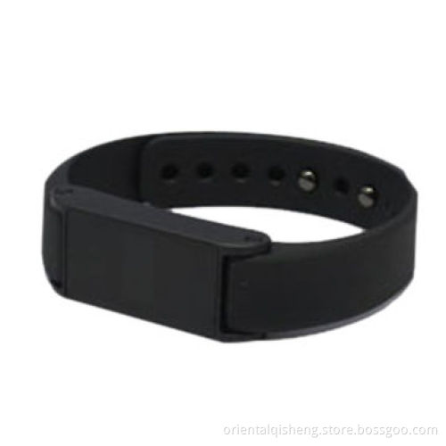 Smart bracelet with Bluetooth 4.0